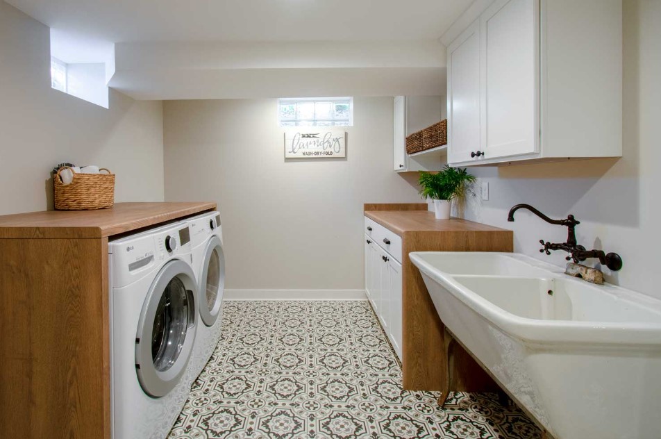 17+ Basement Laundry Room Ideas Before and After [On…