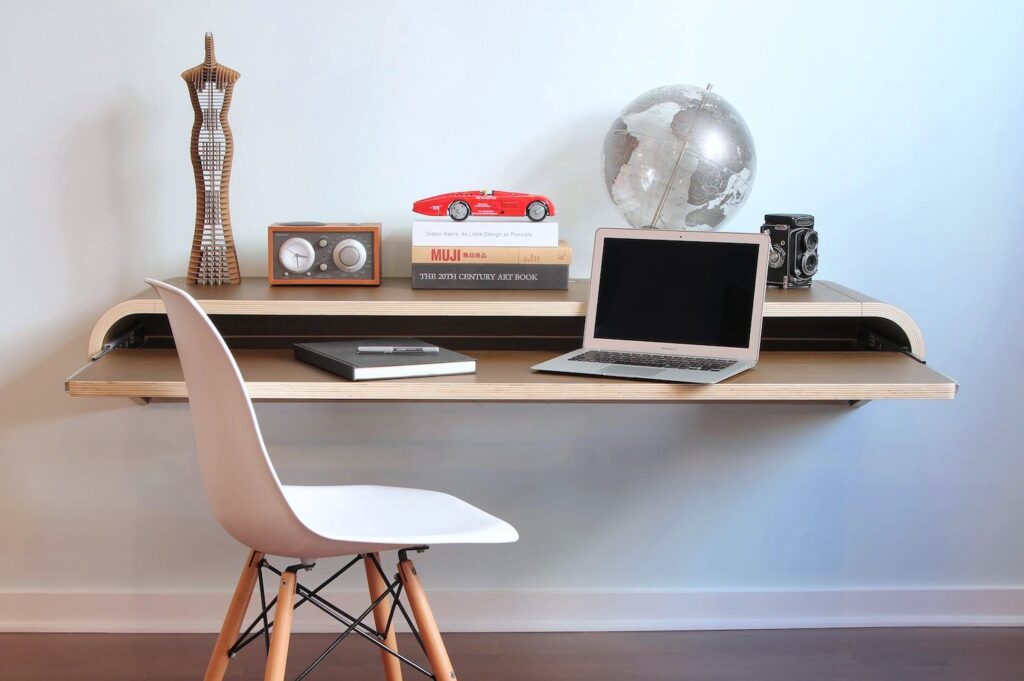 Wall-mounted desks