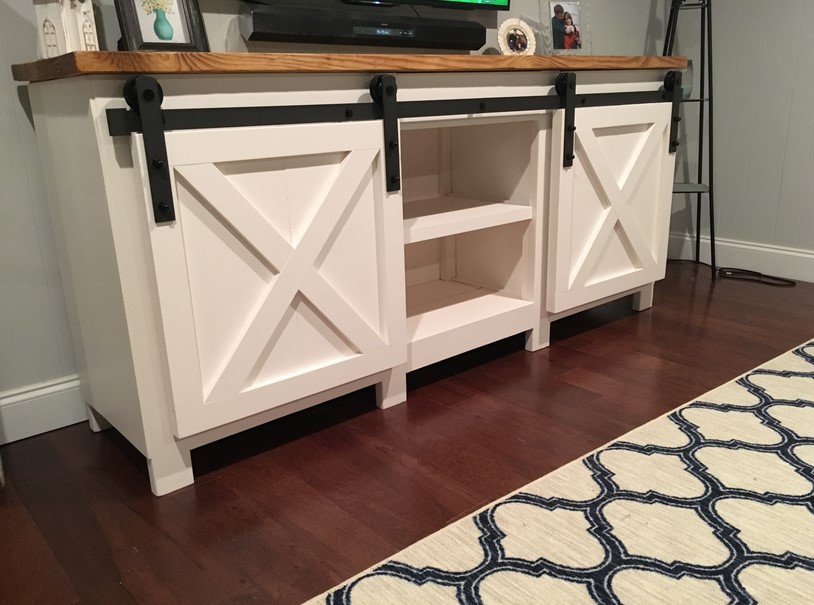 Grandy Sliding Door Console